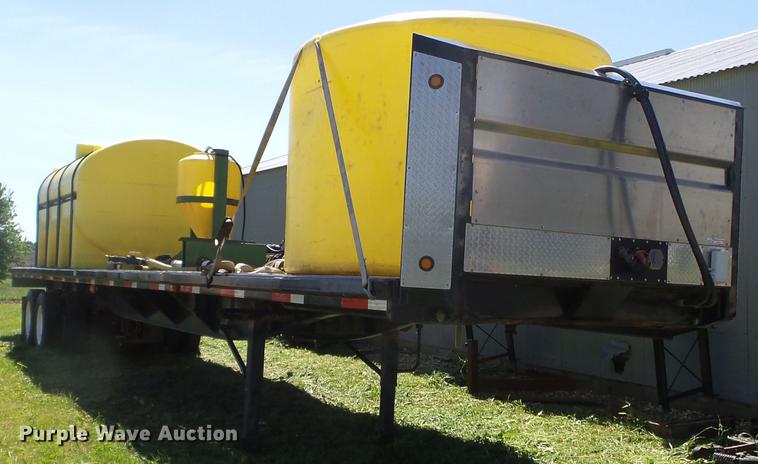 image for item FM9391 1997 Fiat flatbed trailer