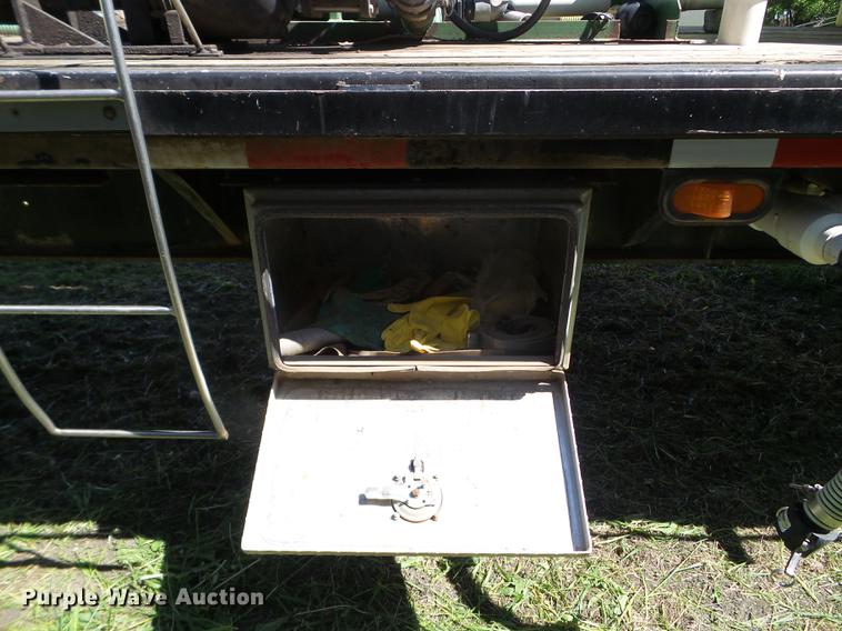 image for item FM9391 1997 Fiat flatbed trailer