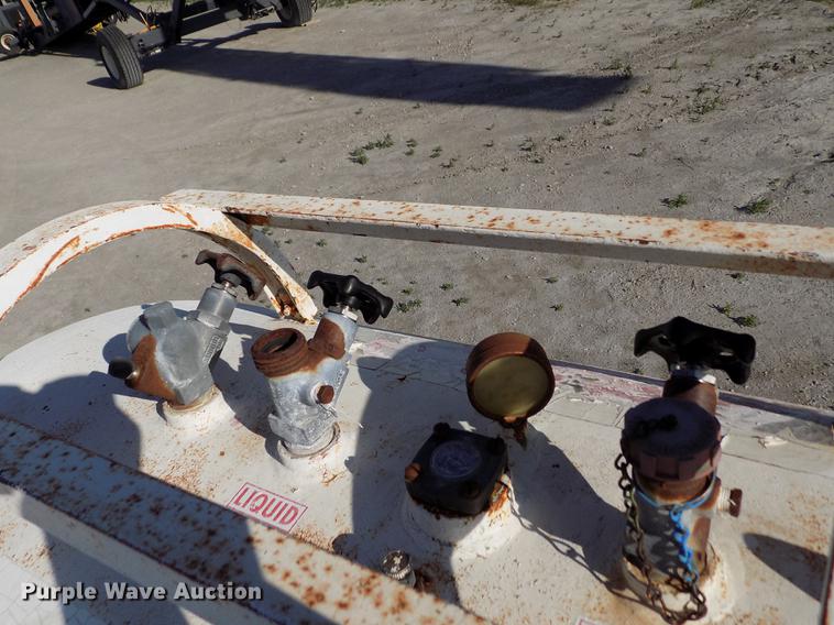 image for item FN9507 Trinity anhydrous ammonia tank