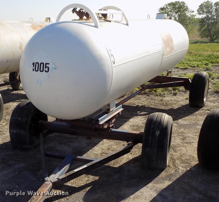 image for item FN9508 Anhydrous ammonia tank