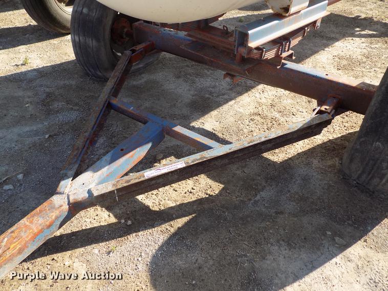 image for item FN9508 Anhydrous ammonia tank