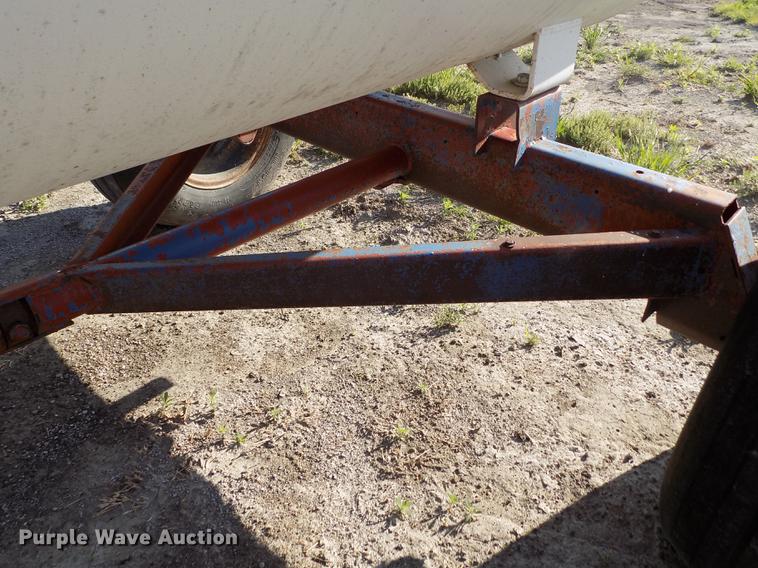 image for item FN9508 Anhydrous ammonia tank