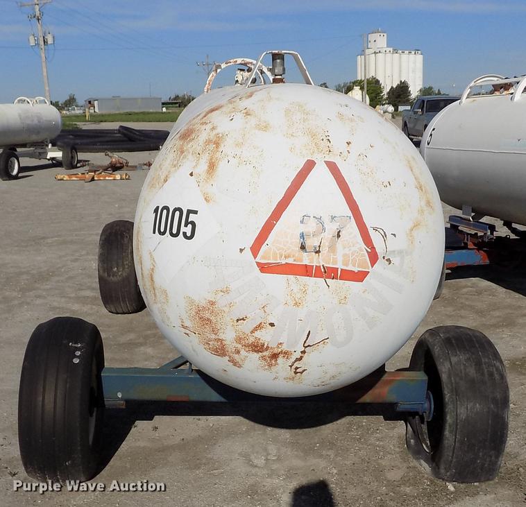 image for item FN9509 Trinity anhydrous ammonia tank
