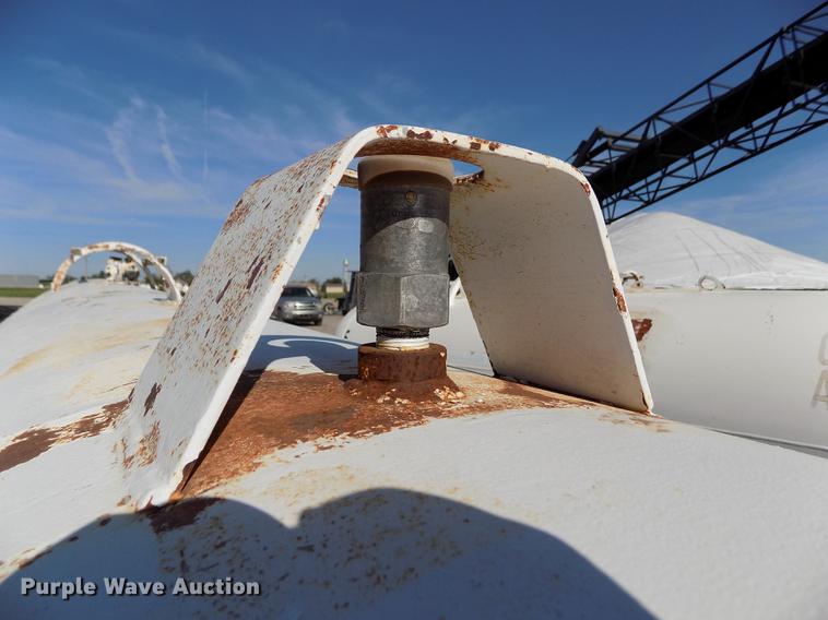 image for item FN9509 Trinity anhydrous ammonia tank