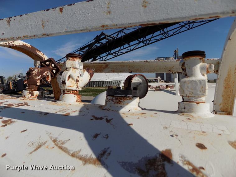 image for item FN9509 Trinity anhydrous ammonia tank