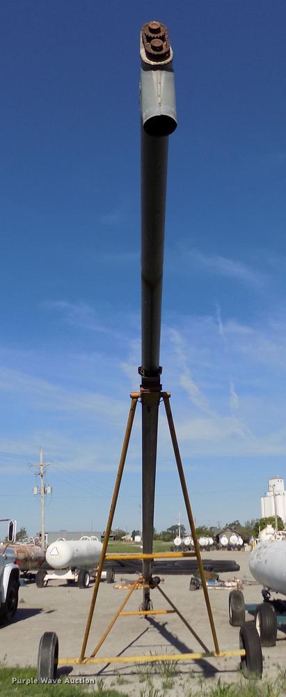 image for item FN9510 Hutchinson auger