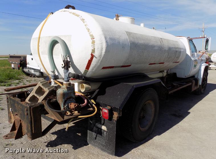 image for item FN9511 1979 GMC 7000 tank truck