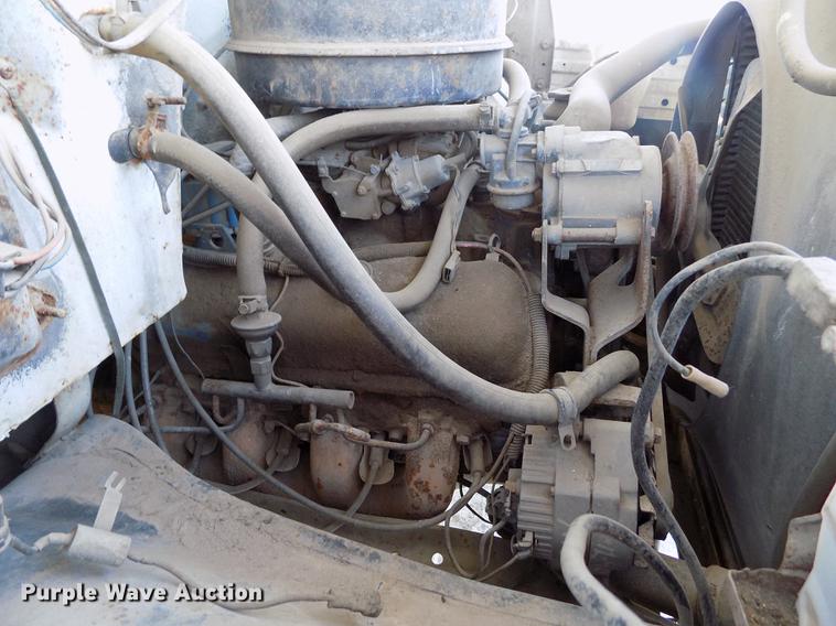 image for item FN9511 1979 GMC 7000 tank truck