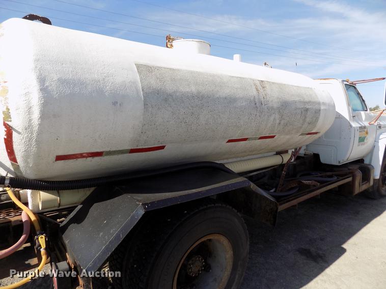 image for item FN9511 1979 GMC 7000 tank truck