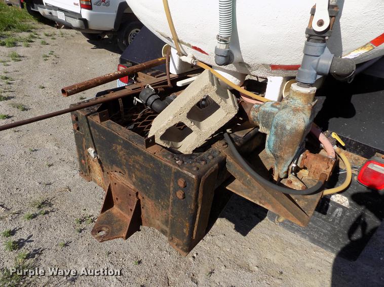 image for item FN9511 1979 GMC 7000 tank truck