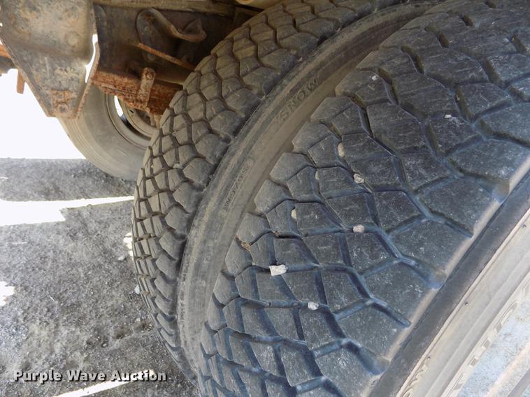 image for item FN9511 1979 GMC 7000 tank truck