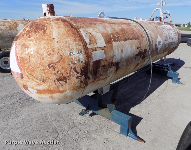 image for item FN9515 Eaton anhydrous ammonia tank