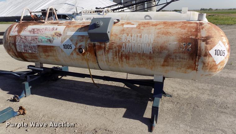 image for item FN9515 Eaton anhydrous ammonia tank