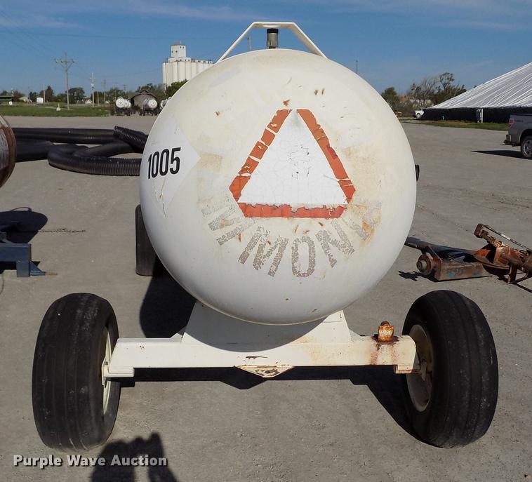 image for item FN9516 American anhydrous ammonia tank