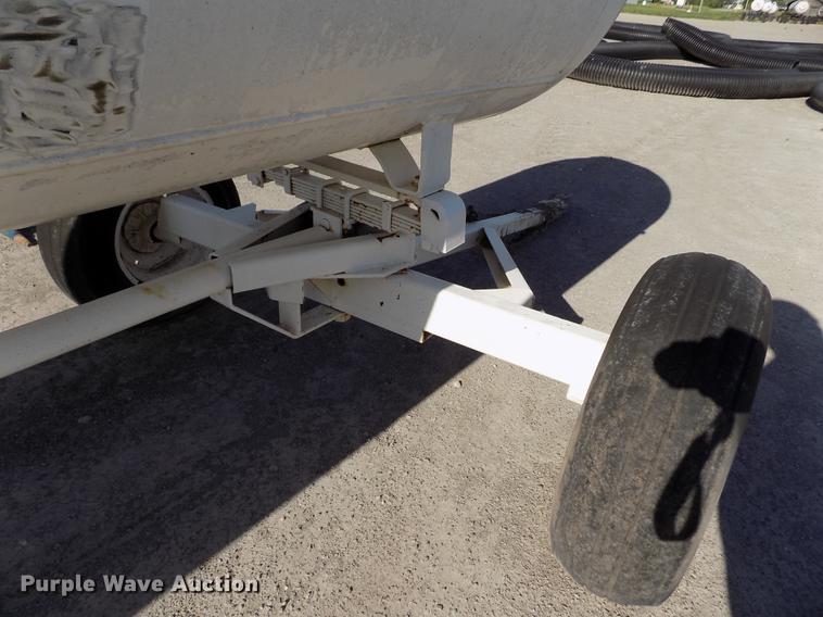 image for item FN9516 American anhydrous ammonia tank