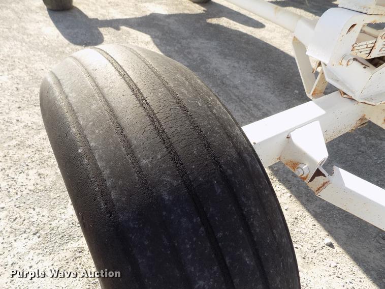 image for item FN9516 American anhydrous ammonia tank