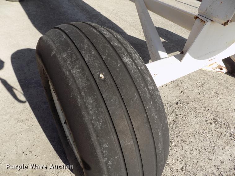 image for item FN9516 American anhydrous ammonia tank