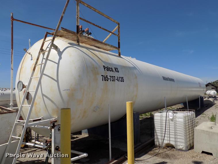 image for item FN9519 National anhydrous ammonia bulk tank
