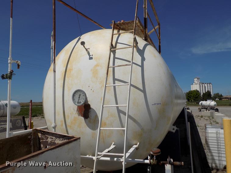 image for item FN9519 National anhydrous ammonia bulk tank