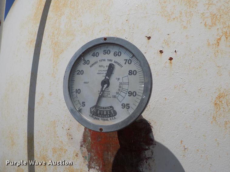image for item FN9519 National anhydrous ammonia bulk tank