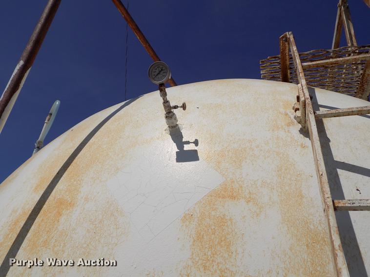 image for item FN9519 National anhydrous ammonia bulk tank