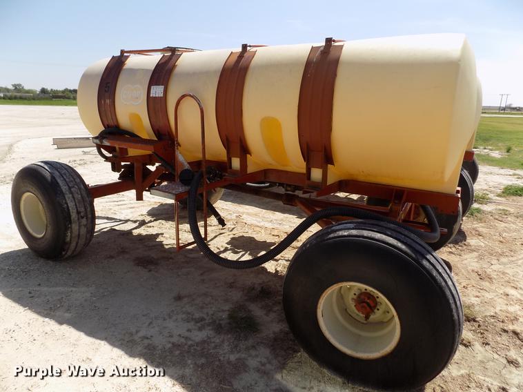 image for item FN9520 Fertilizer nurse tank trailer