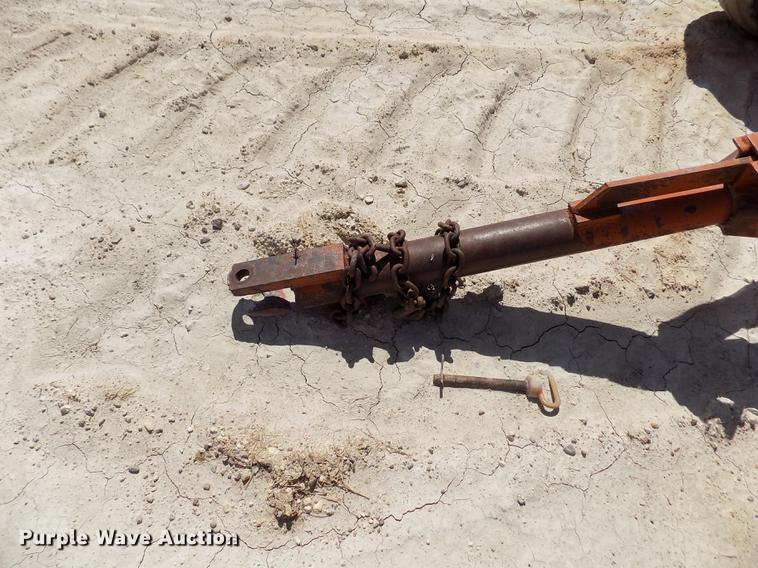 image for item FN9520 Fertilizer nurse tank trailer