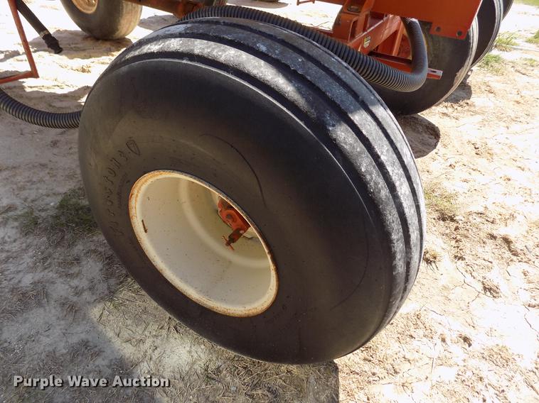 image for item FN9520 Fertilizer nurse tank trailer