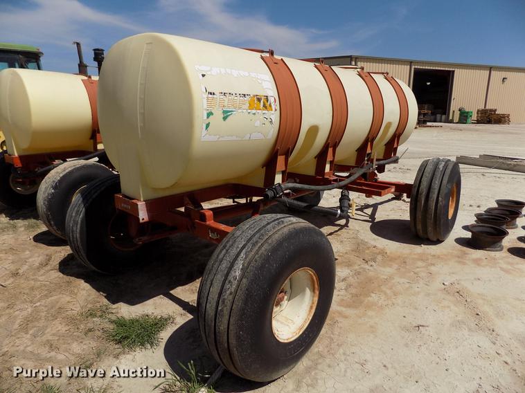 image for item FN9521 Fertilizer nurse tank trailer