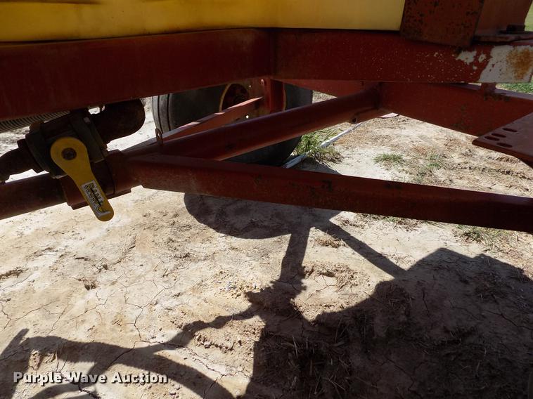 image for item FN9521 Fertilizer nurse tank trailer