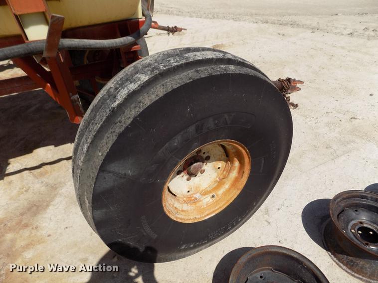 image for item FN9521 Fertilizer nurse tank trailer