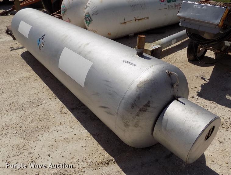 image for item FN9523 End-Fill propane tank