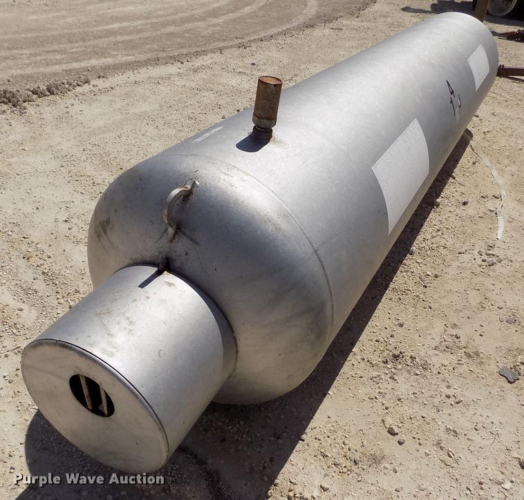 image for item FN9523 End-Fill propane tank