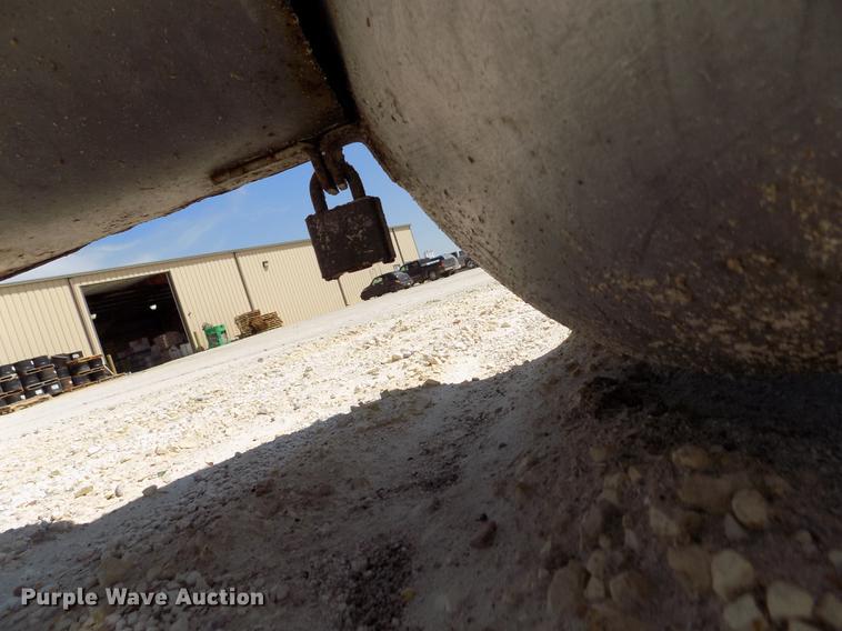 image for item FN9523 End-Fill propane tank