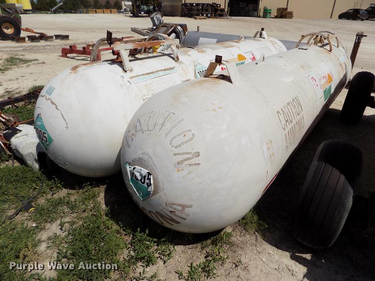image for item FN9526 (2) Trinity anhydrous ammonia tanks