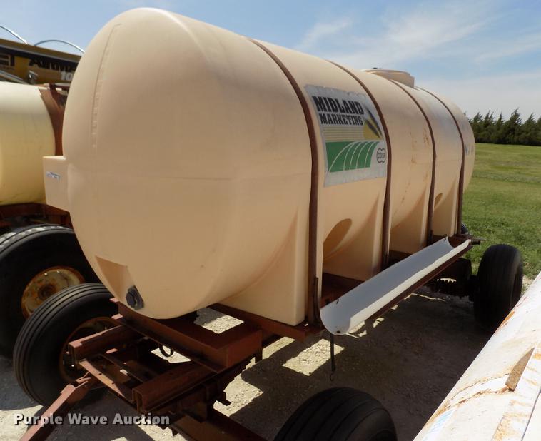 image for item FN9527 Fertilizer nurse tank trailer