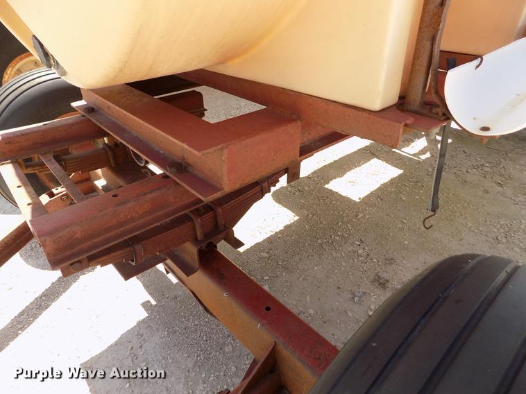 image for item FN9527 Fertilizer nurse tank trailer