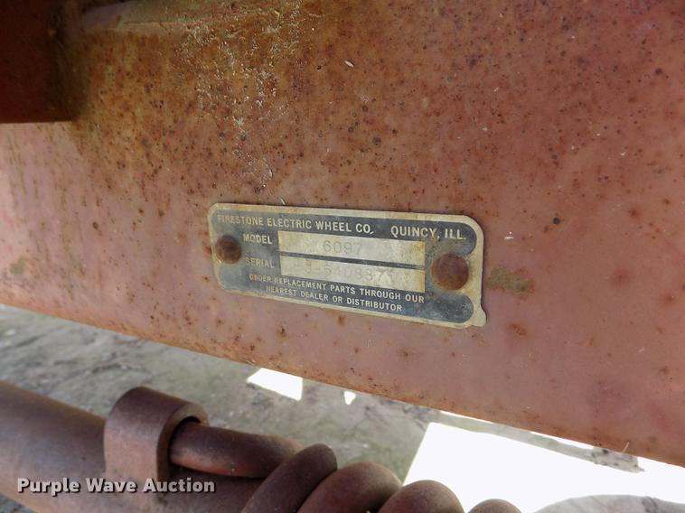 image for item FN9527 Fertilizer nurse tank trailer