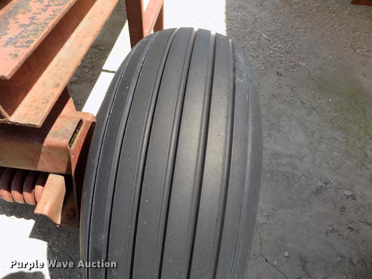 image for item FN9527 Fertilizer nurse tank trailer