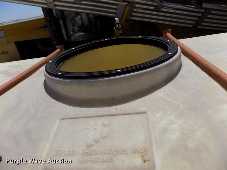 image for item FN9528 Fertilizer nurse tank trailer