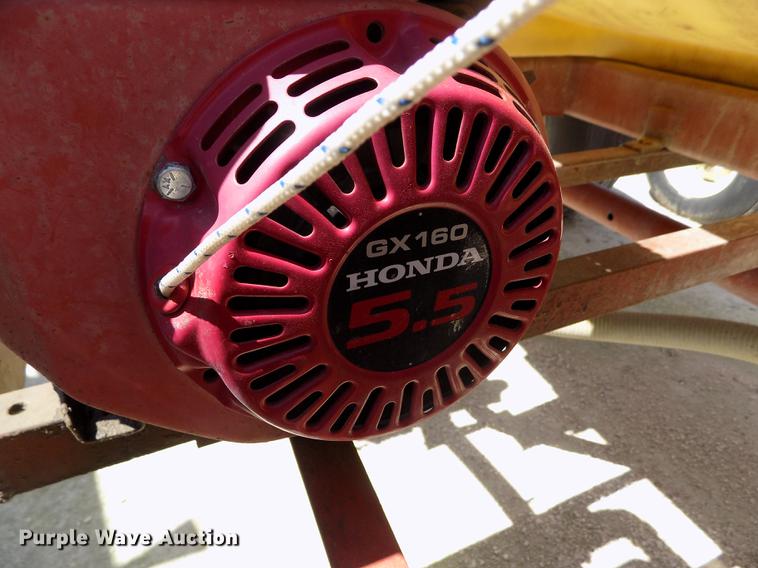 image for item FN9528 Fertilizer nurse tank trailer