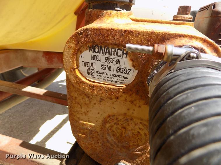 image for item FN9528 Fertilizer nurse tank trailer