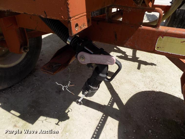 image for item FN9528 Fertilizer nurse tank trailer