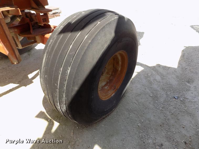 image for item FN9528 Fertilizer nurse tank trailer