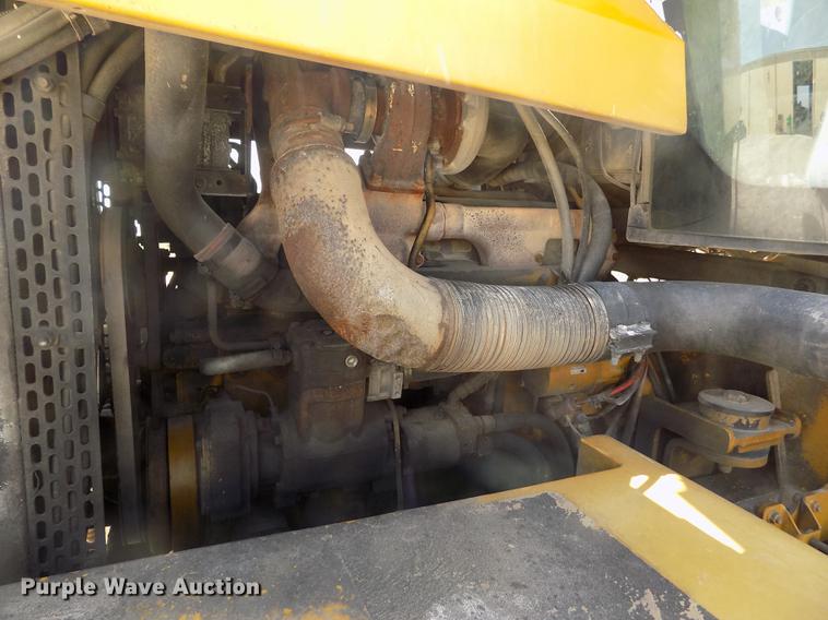 image for item FN9529 Ag-Chem TerraGator 8104 self-propelled applicator