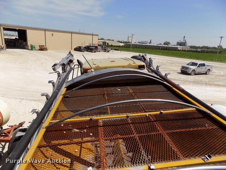 image for item FN9529 Ag-Chem TerraGator 8104 self-propelled applicator