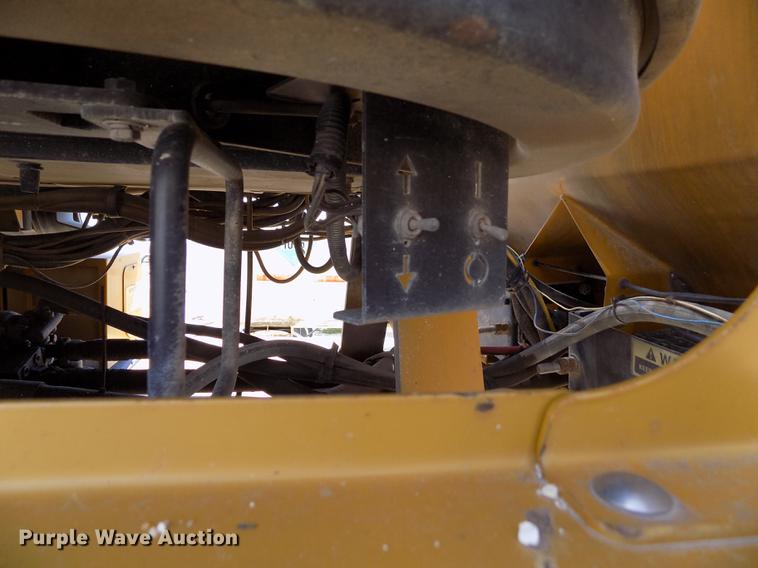 image for item FN9529 Ag-Chem TerraGator 8104 self-propelled applicator