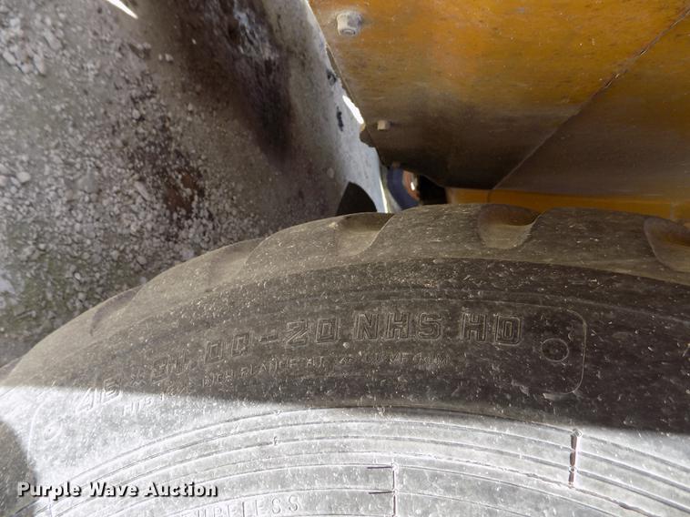 image for item FN9529 Ag-Chem TerraGator 8104 self-propelled applicator