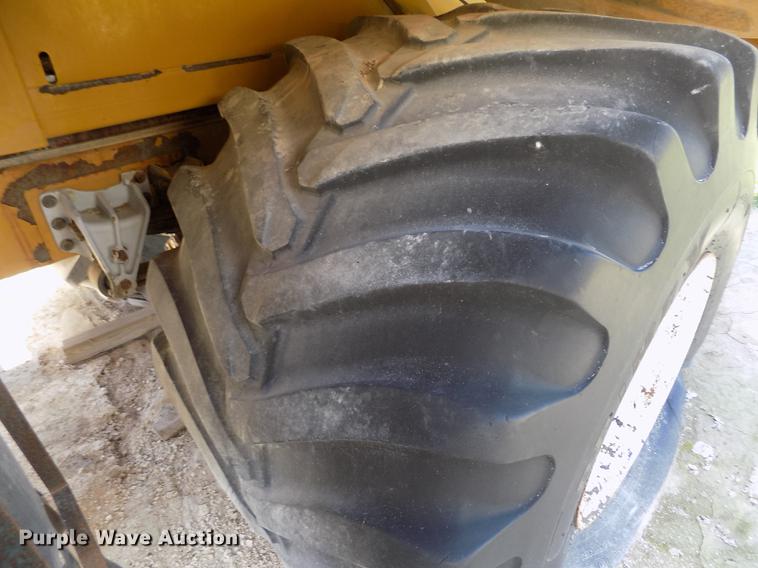 image for item FN9529 Ag-Chem TerraGator 8104 self-propelled applicator