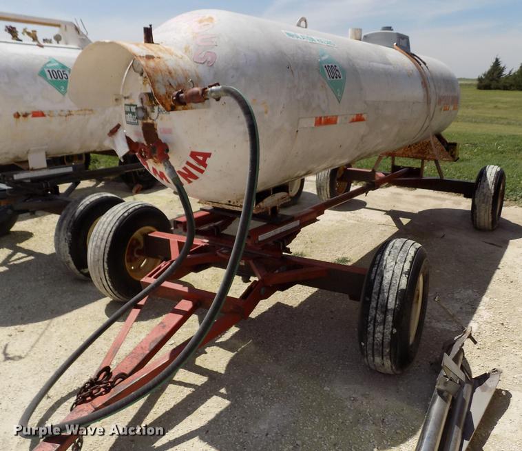 image for item FN9530 Anhydrous ammonia tank